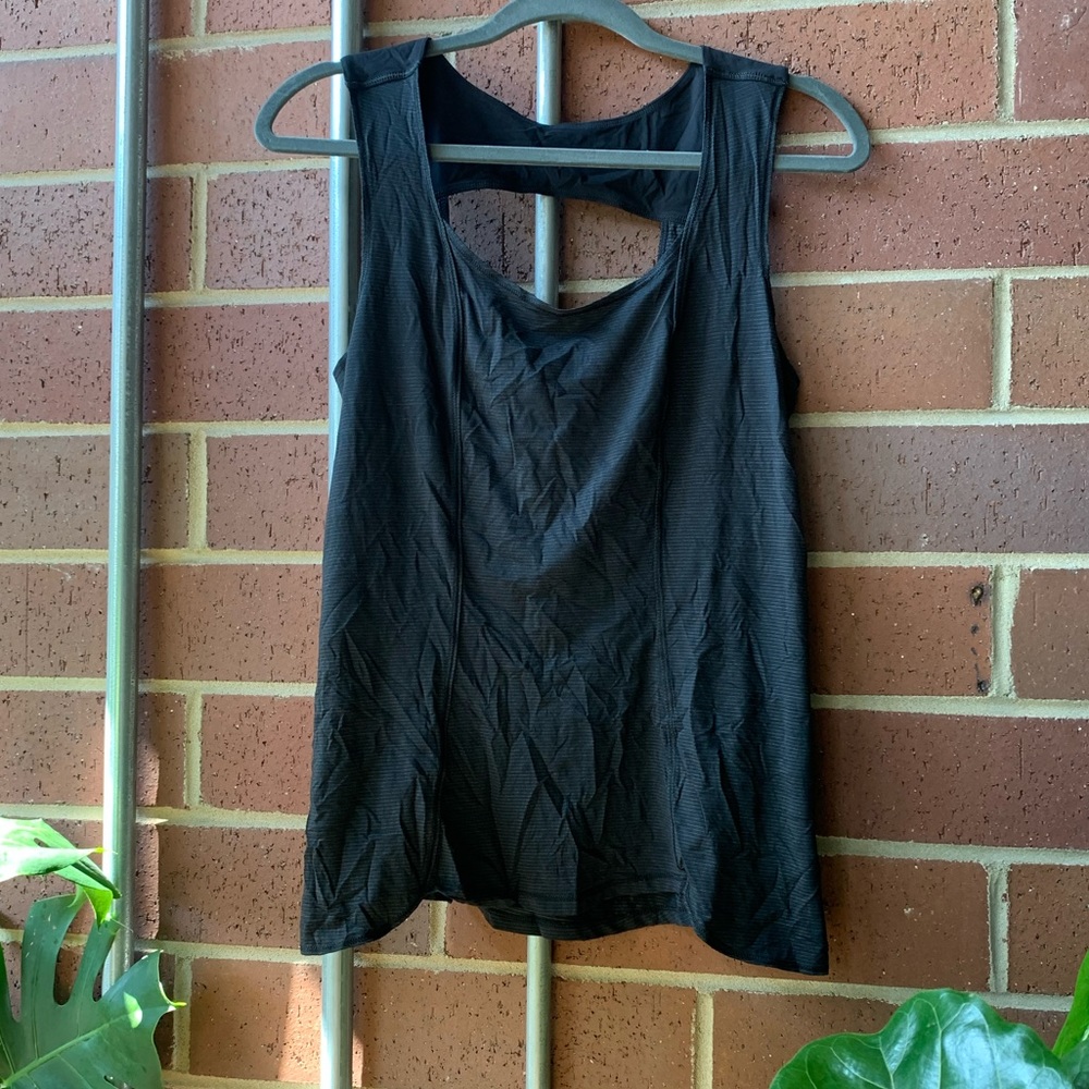 Lululemon workout tank